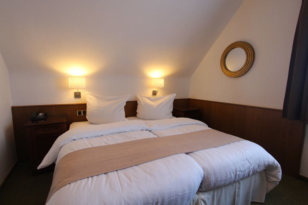 Boutique Hotel Restaurant Hollerather Hof Hellenthal Exterior foto